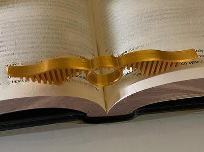 Harry potter snitch book thumb book holder