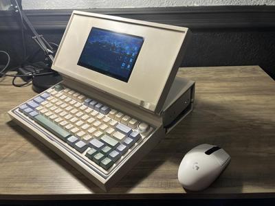 Macintosh Portable (Mac mini)