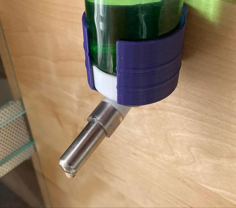 Water bottle holder