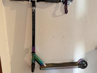 Skateboard/Longboard and Scooter Wall Mount