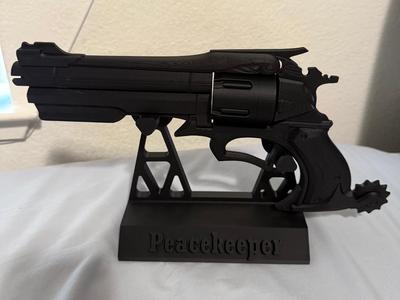 Revolver Cassidy Overwatch Peacekeeper Stand
