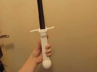 European style handguard for the telescopic tang