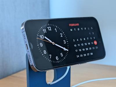 Magsafe Studio Style Stand Adjustable