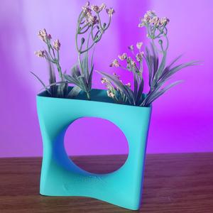 Square Peg Round Hole – Modern Vase