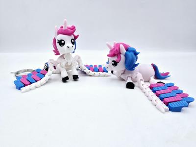 Pocket Pets – Pocket Unicorn & Keychain Variant