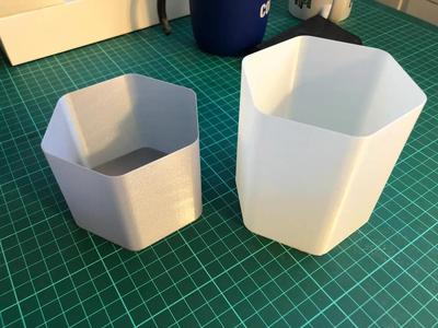 Honeycomb Vase Desk Organizer