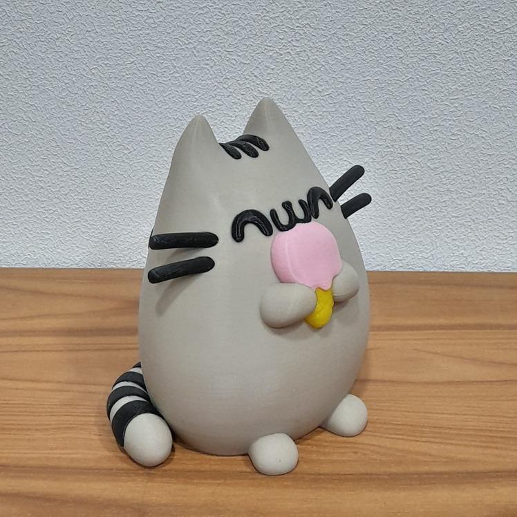 LEONARDZ3D - Pusheen eating Ice Cream