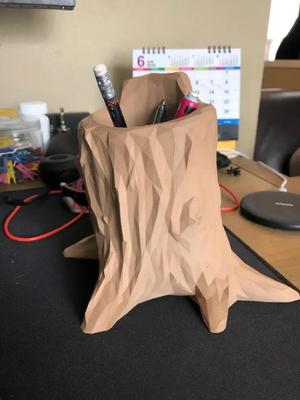 Low Poly Tree Stump Pen Holder – tweaked