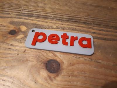 name tag “petra”