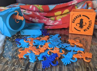 Kraken Stack’in – a squid shaped party game!