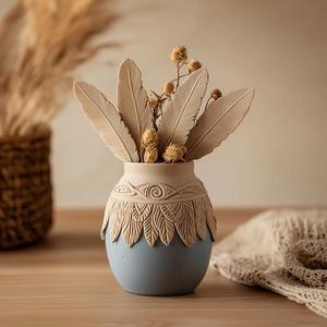 Tribal Feather Vase – Western-Inspired Decor for a Boho-Chic Home