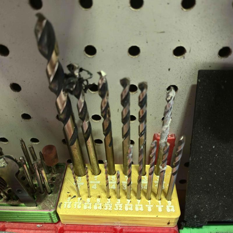 Gridfinity 17-Bit Drill Bit Holder (1/16″ – 3/4″)