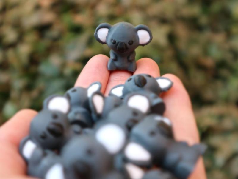 Cute tiny koalas & Keychain version