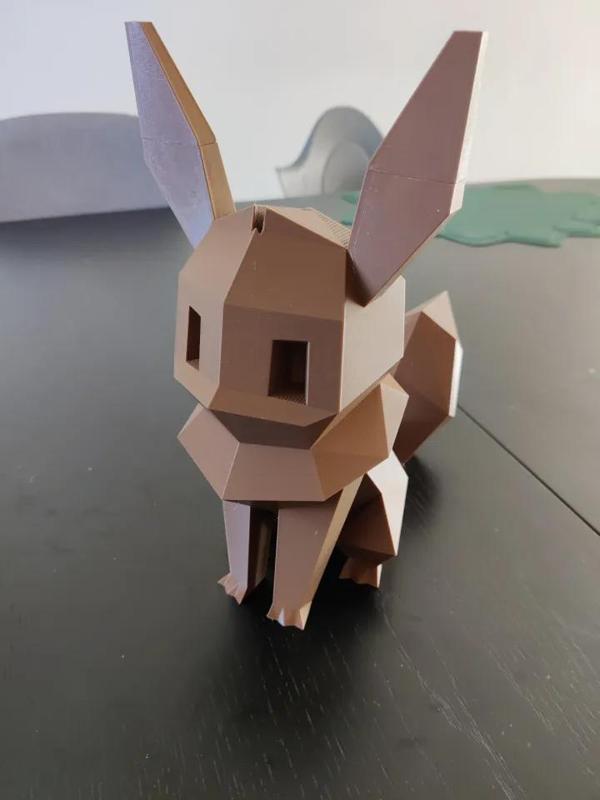 Low poly eevee piggy bank