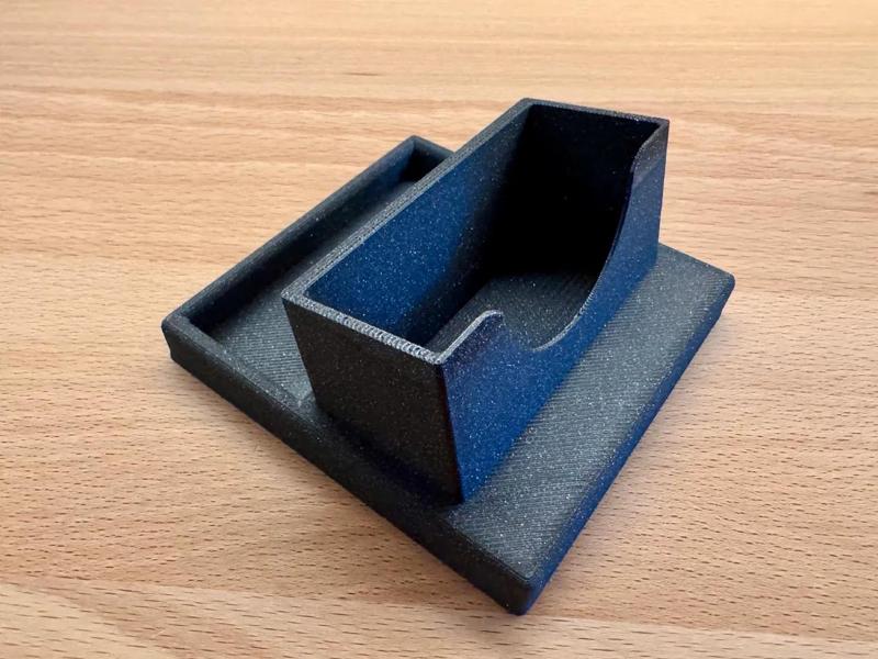 M1ke Deskstand