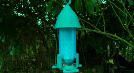Rocket feeder