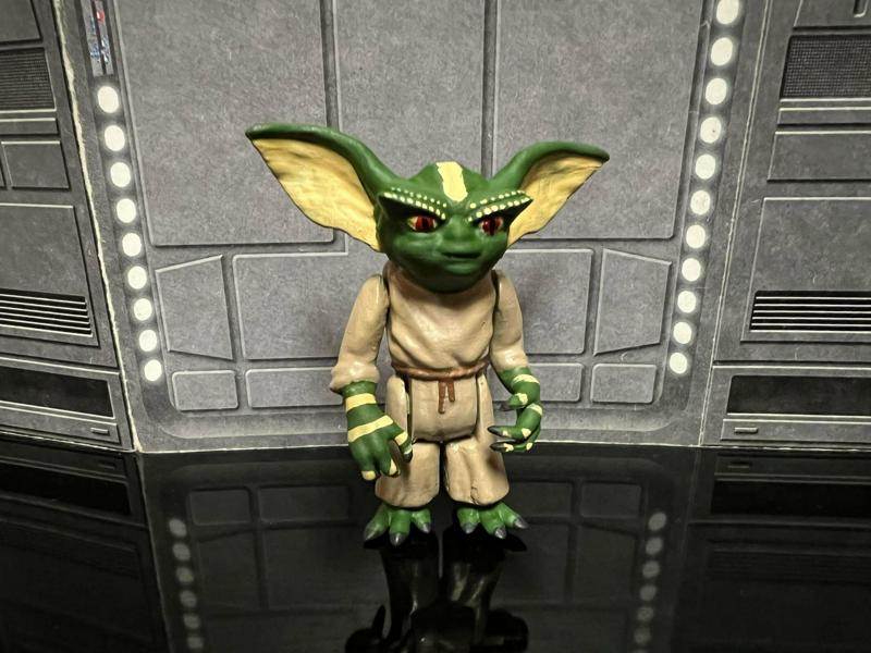 STAR WARS VINTAGE  GREMLIN YODA HALLOWEEN SPECIAL, CUSTOM UNPRODUCED KENNER, HASBRO ACTION FIGURE, 3.75″, 1/18, 5POA