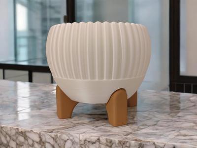 Mid-Century Plant Pot “Luma”