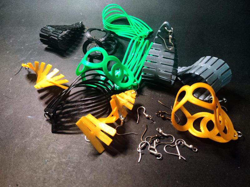 Sculptural Earrings – DIY Customizable Design