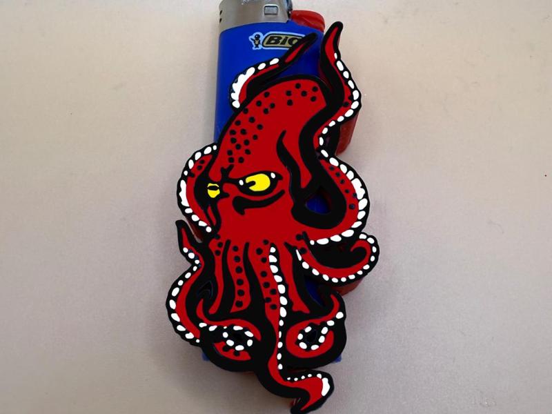 Octopus lighter case