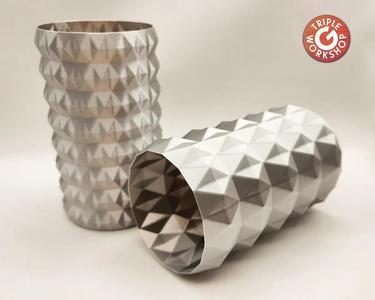 ⛟ Armored Spiral Vases