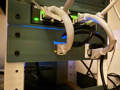 Microlab - 1U for Tradfri Gateway & Tado Bridge