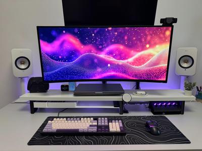 Forgedeck: Custom Desk Shelf