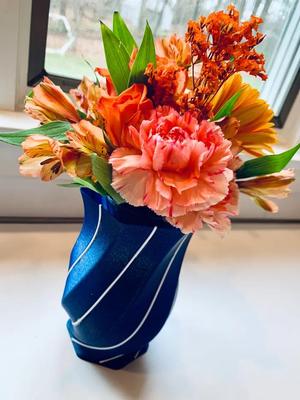 Septa-Twist Inlay Vase