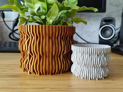 Machine Core – Pot and Planter for plants and flowers – vase mode