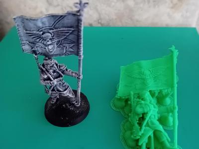 ww1 soldier with flag – wargaming soldier 28mm toy