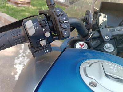 CFMOTO 650MT / ADVENTURA Additional horn button