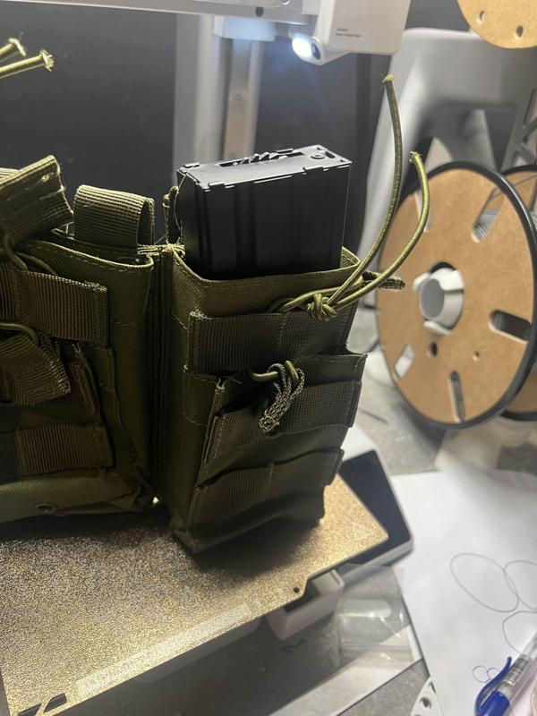 Magazine pouch insert AR15/M4