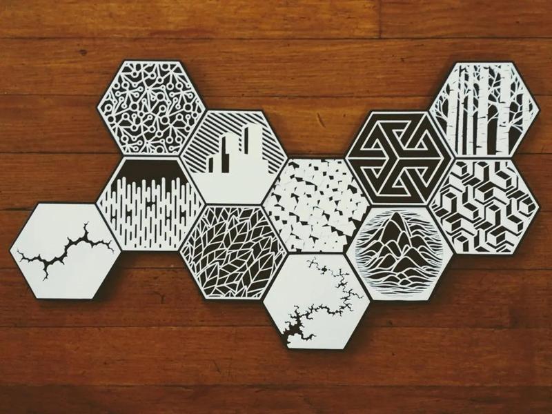 100hex mosaic assembly