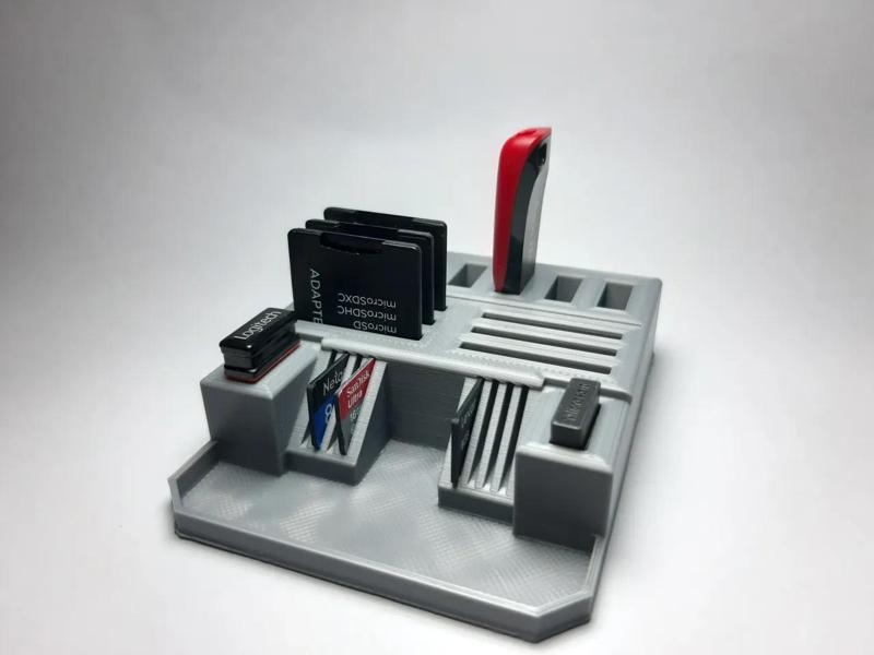 USB SD MicroSD card holder