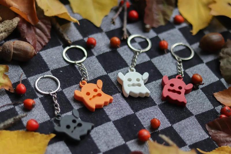 Suprised Ghost Keychain | Autumn Series | Halloween