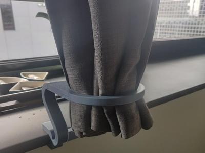Curtain Holder