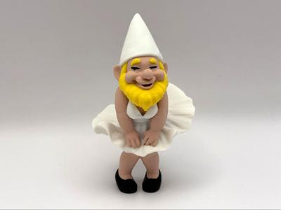 Marilyn Gnomeroe!