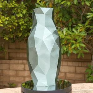 Low Poly Vase