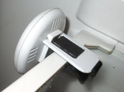 Thermometer cooling floor clip / adapter   