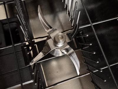 Dishwasher insert for Thermomix knife