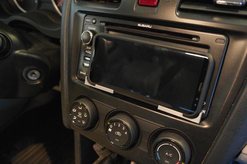 Minimal Phone Holder for Subaru Crosstrek / Impreza
