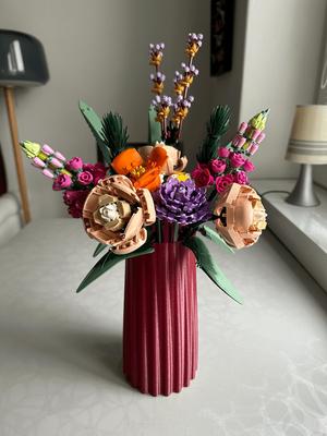 Design vase not only for Lego flowers