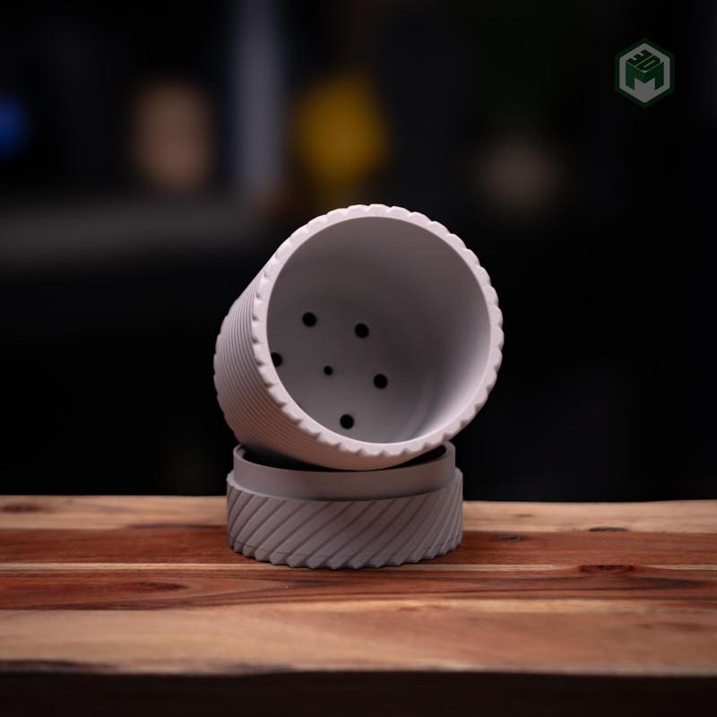 Muzzle Break Planter with Invisible Threaded Drip Tray