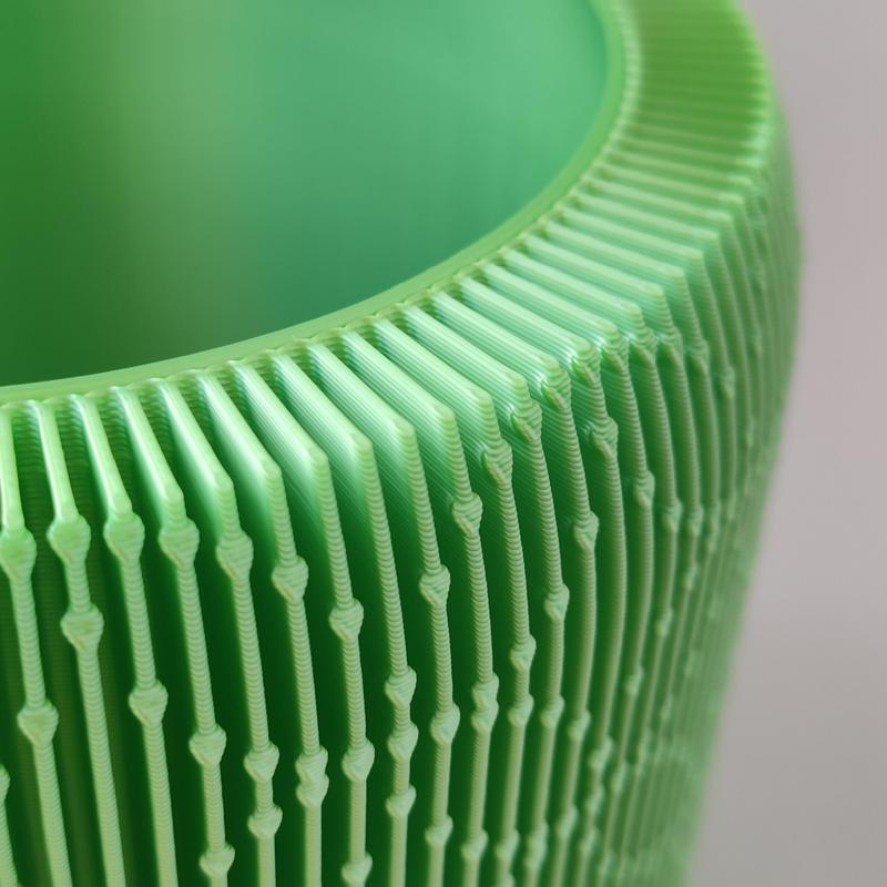 Flower pot