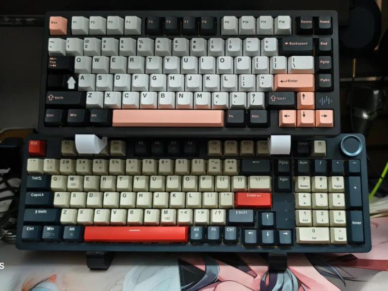Multi-Layer Keyboard Display Stand (Infinitely Stackable)
