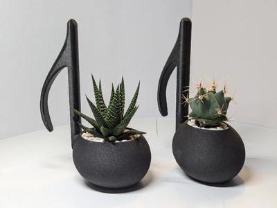 Musical vase (planter – note)