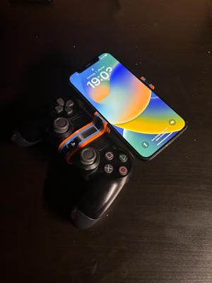 iPhone 11/12/13 (Pro) mount for PS4 Controller no Rubber band