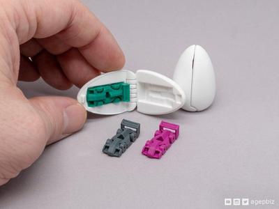 Surprise Egg #8 – Tiny Racecar