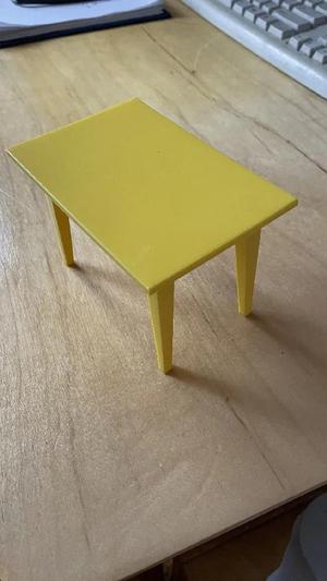 Nábytek pro panenky – stůl, židle