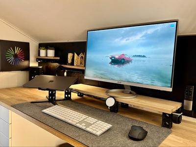 StackUp – A Modular Desk Organization System